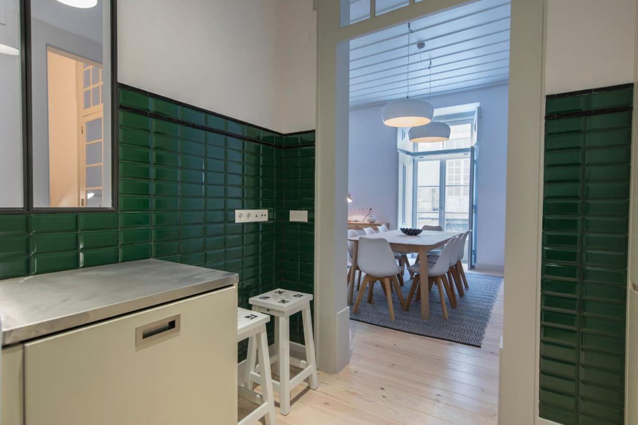 Lovelystay - Charming 3 Bedroom Wonder Downtown ลิสบอน ภายนอก รูปภาพ