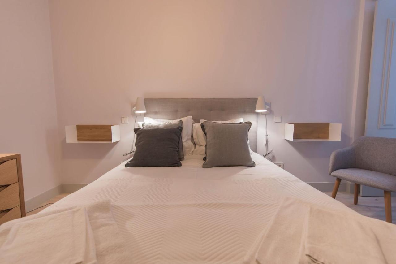 Lovelystay - Charming 3 Bedroom Wonder Downtown ลิสบอน ภายนอก รูปภาพ