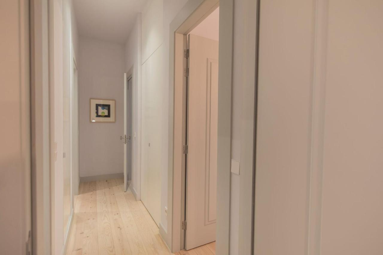 Lovelystay - Charming 3 Bedroom Wonder Downtown ลิสบอน ภายนอก รูปภาพ