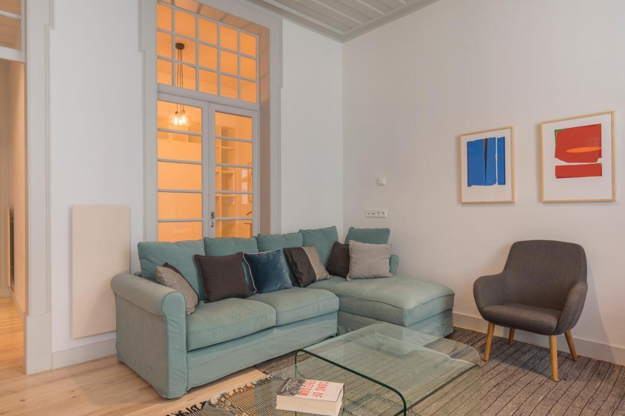 Lovelystay - Charming 3 Bedroom Wonder Downtown ลิสบอน ภายนอก รูปภาพ