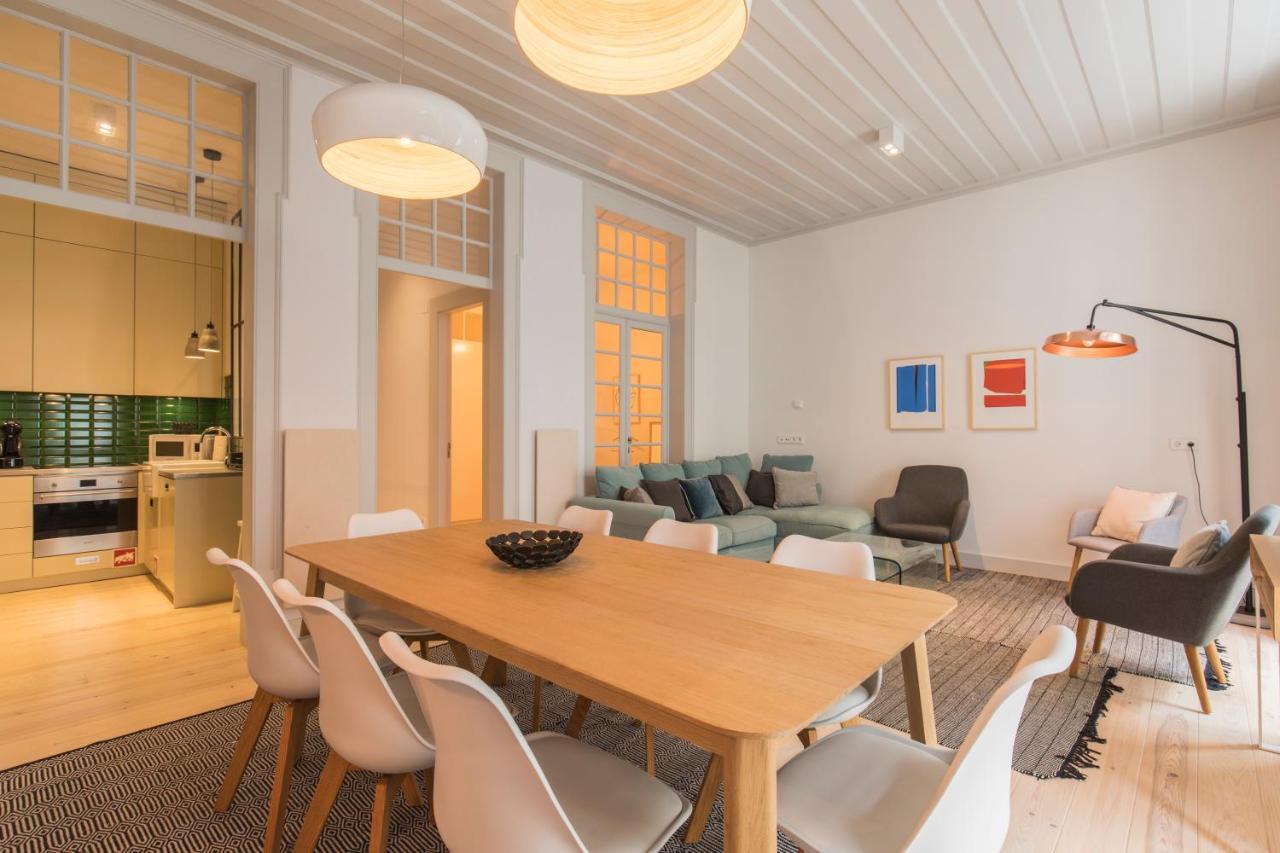 Lovelystay - Charming 3 Bedroom Wonder Downtown ลิสบอน ภายนอก รูปภาพ