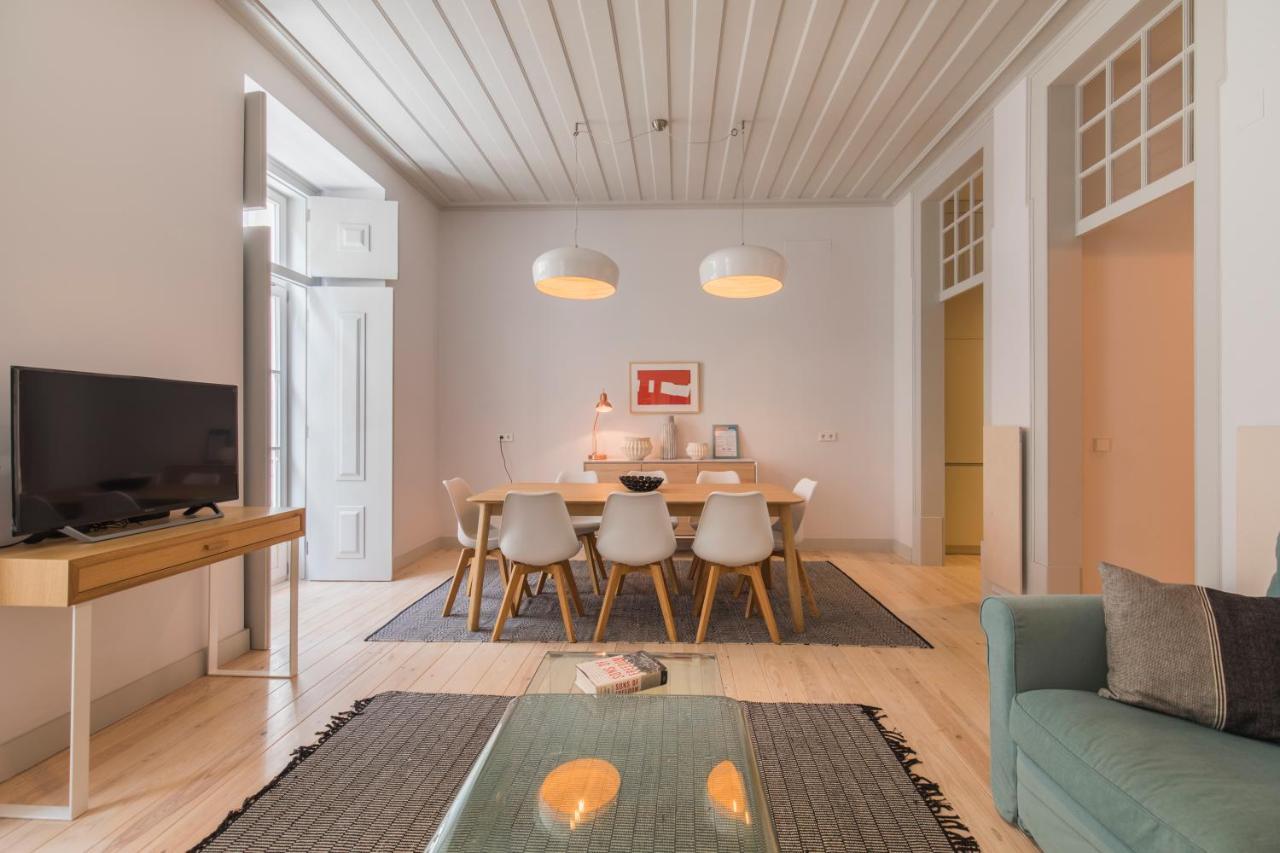 Lovelystay - Charming 3 Bedroom Wonder Downtown ลิสบอน ภายนอก รูปภาพ